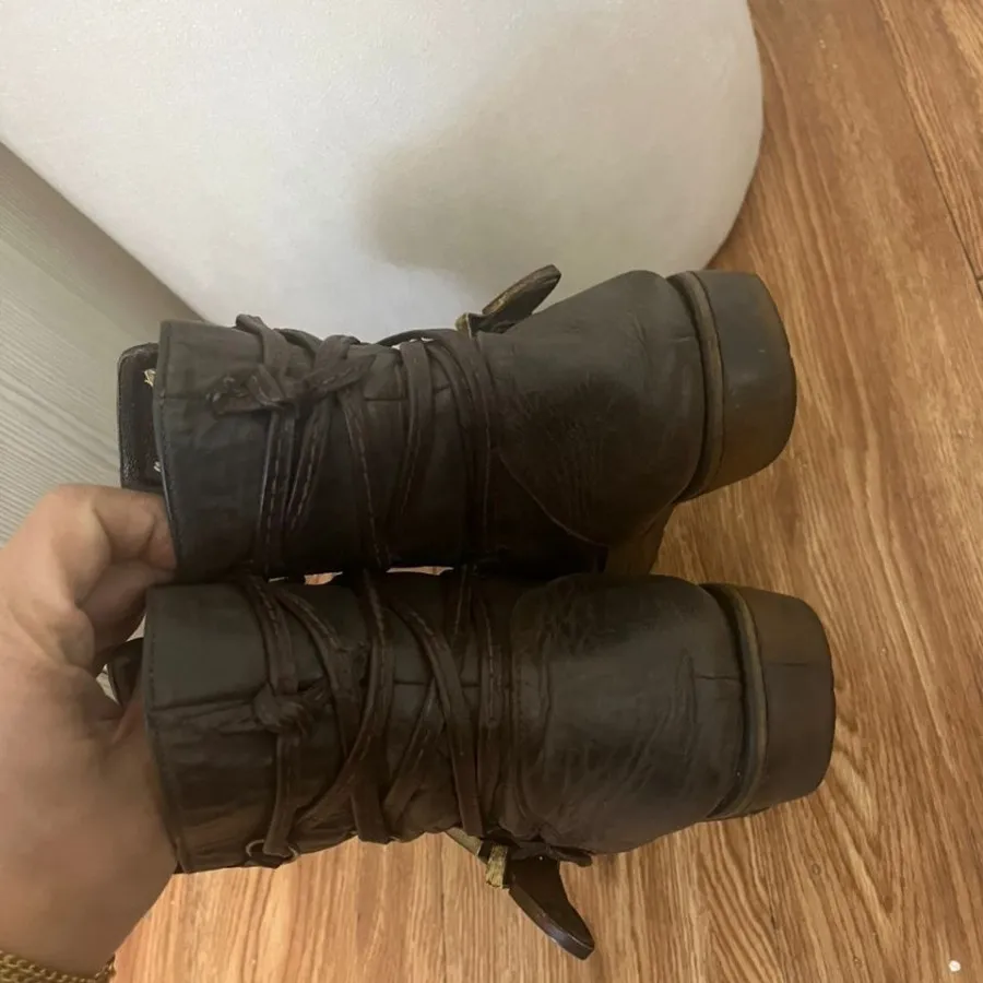 بوت چرم برند