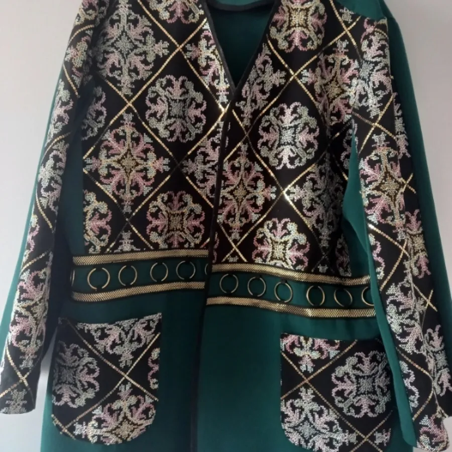 مانتو مزونی