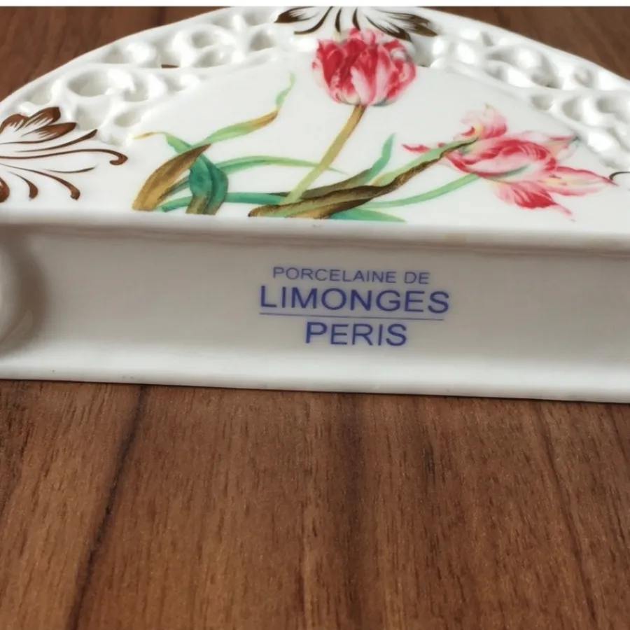 جای دستمال کاغذی