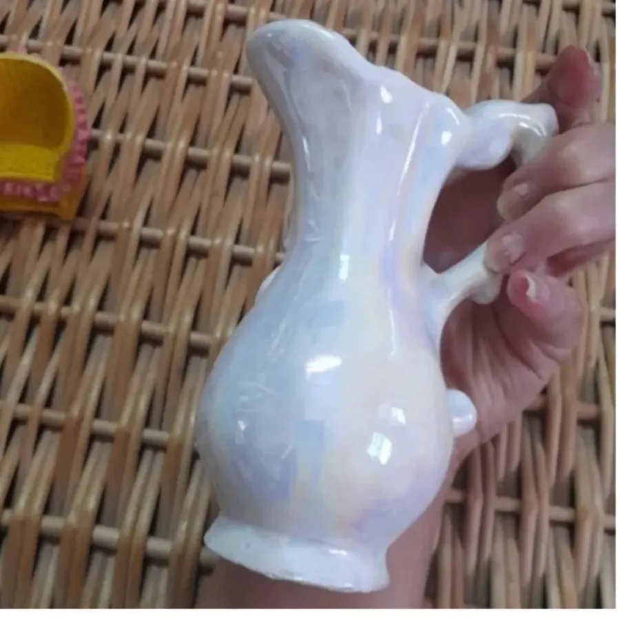 پارچ کوچک قدیمی