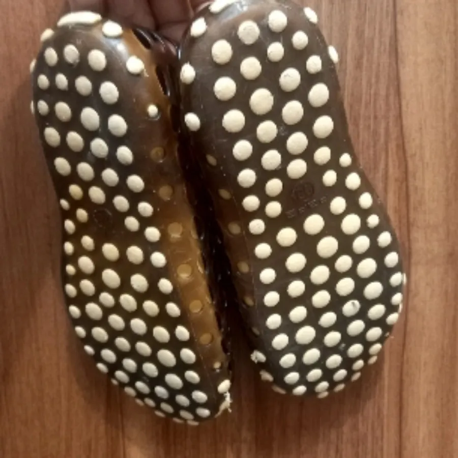 کفش ساحلی استخری