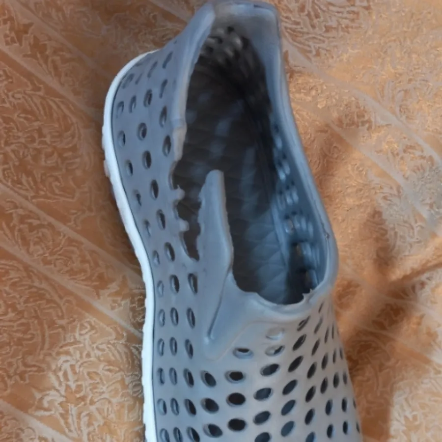 کفش پلاستیکی