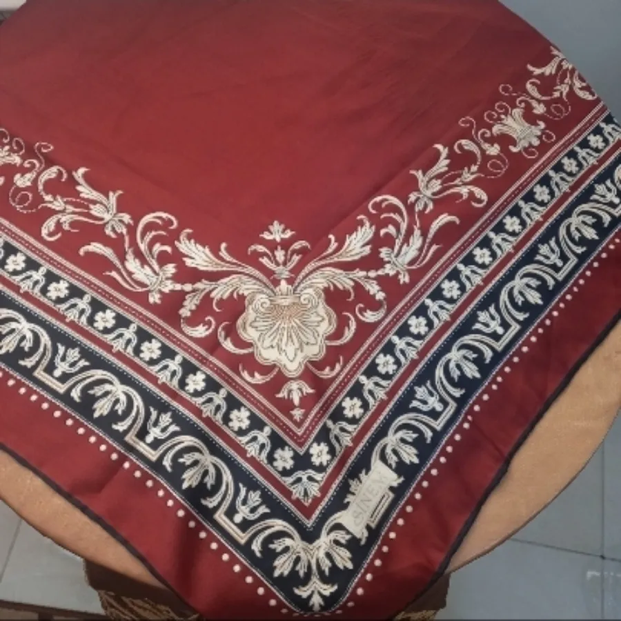روسری ساتن