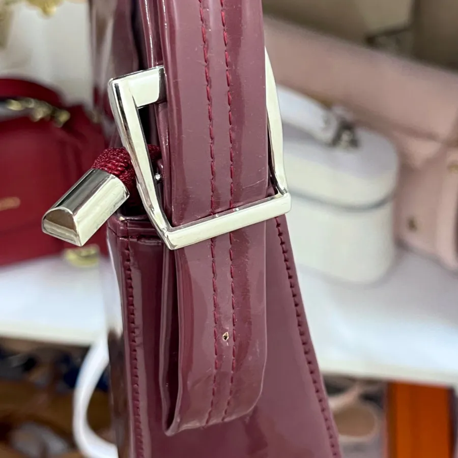 کیف زرشکی