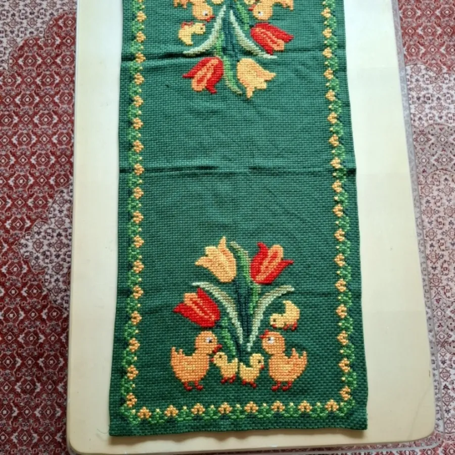 رمیزی انتیک اروپایی