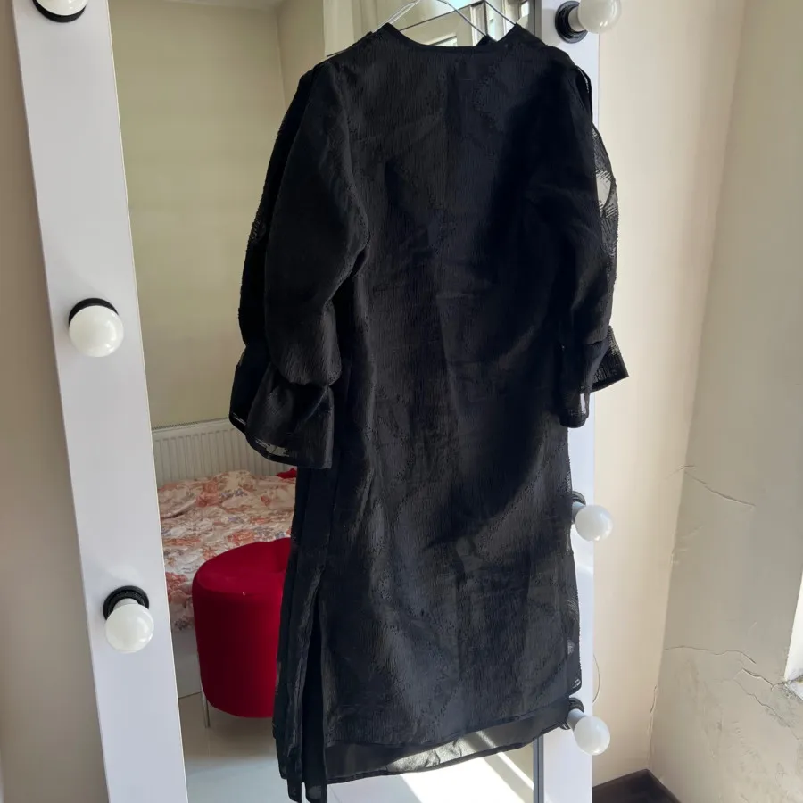 مانتو مشکی