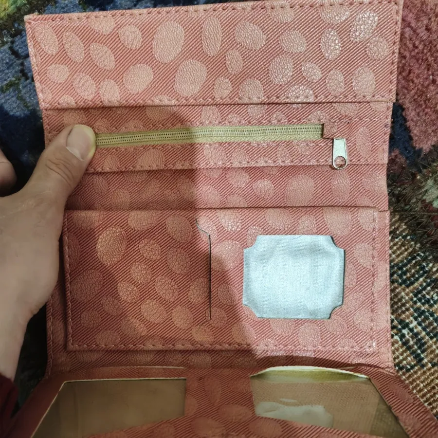 کیف پول زنانه