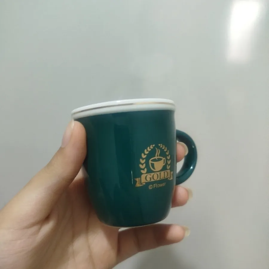 لیوان قهوه