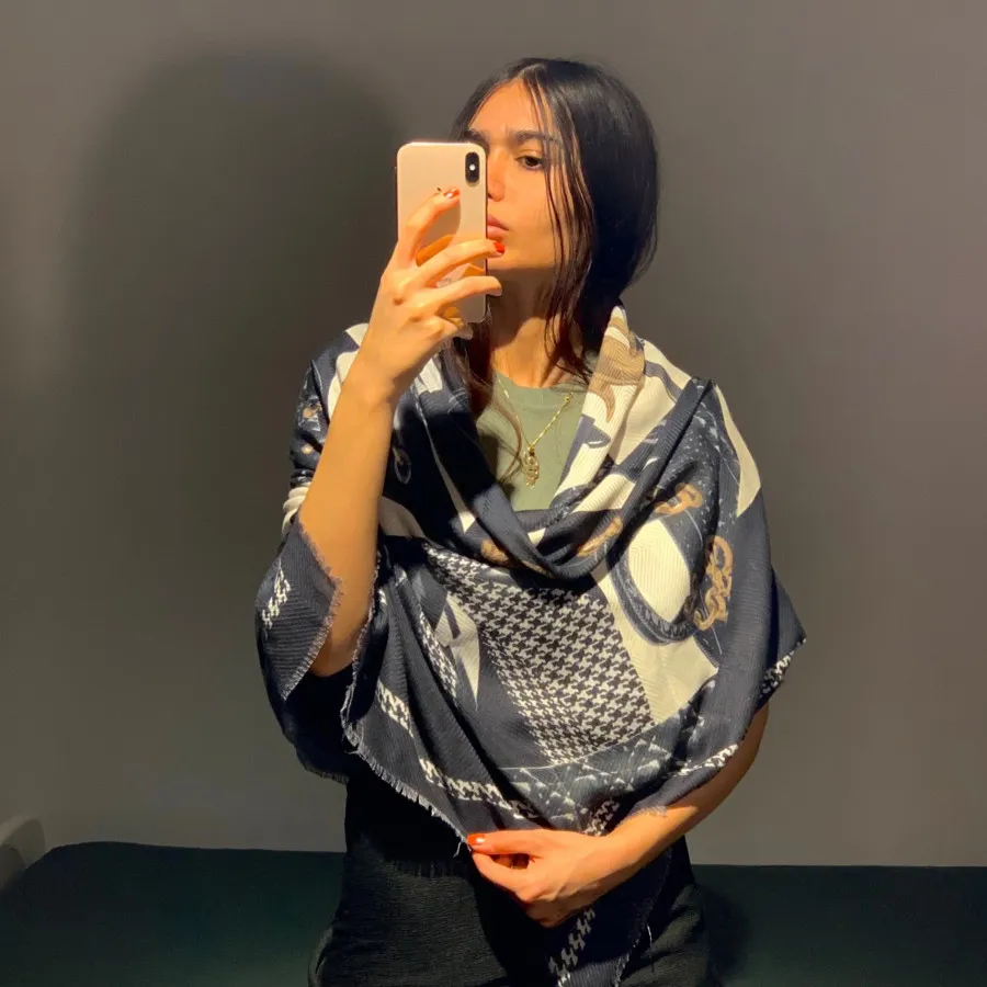 روسری بزرگ