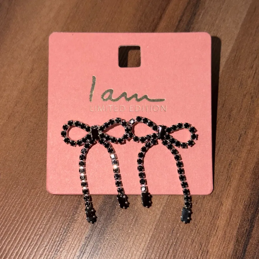 گوشواره پاپیون I am