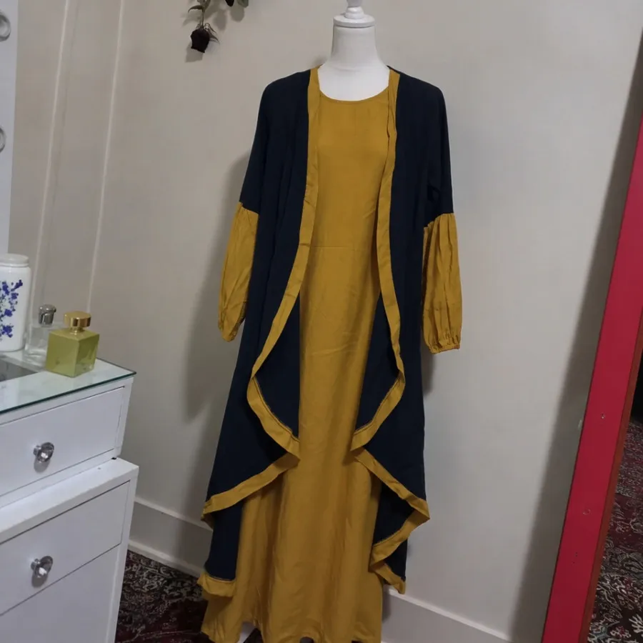 دوتیکه ی مانتو و سارافون