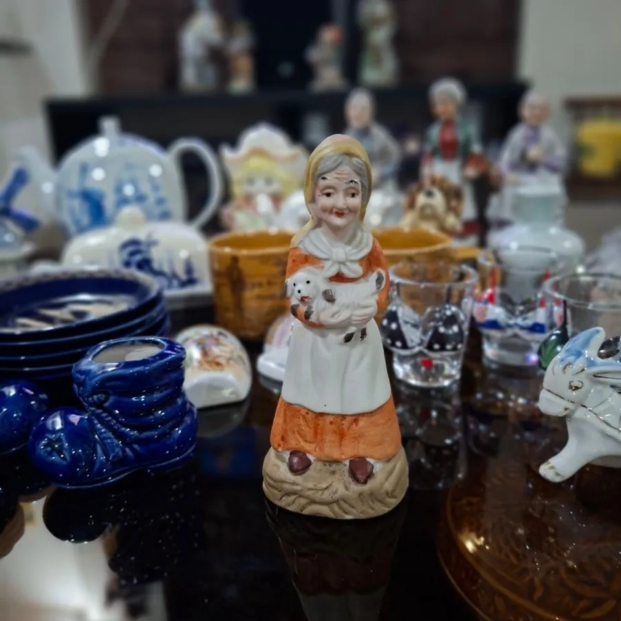مجسمه بیسکوییتی