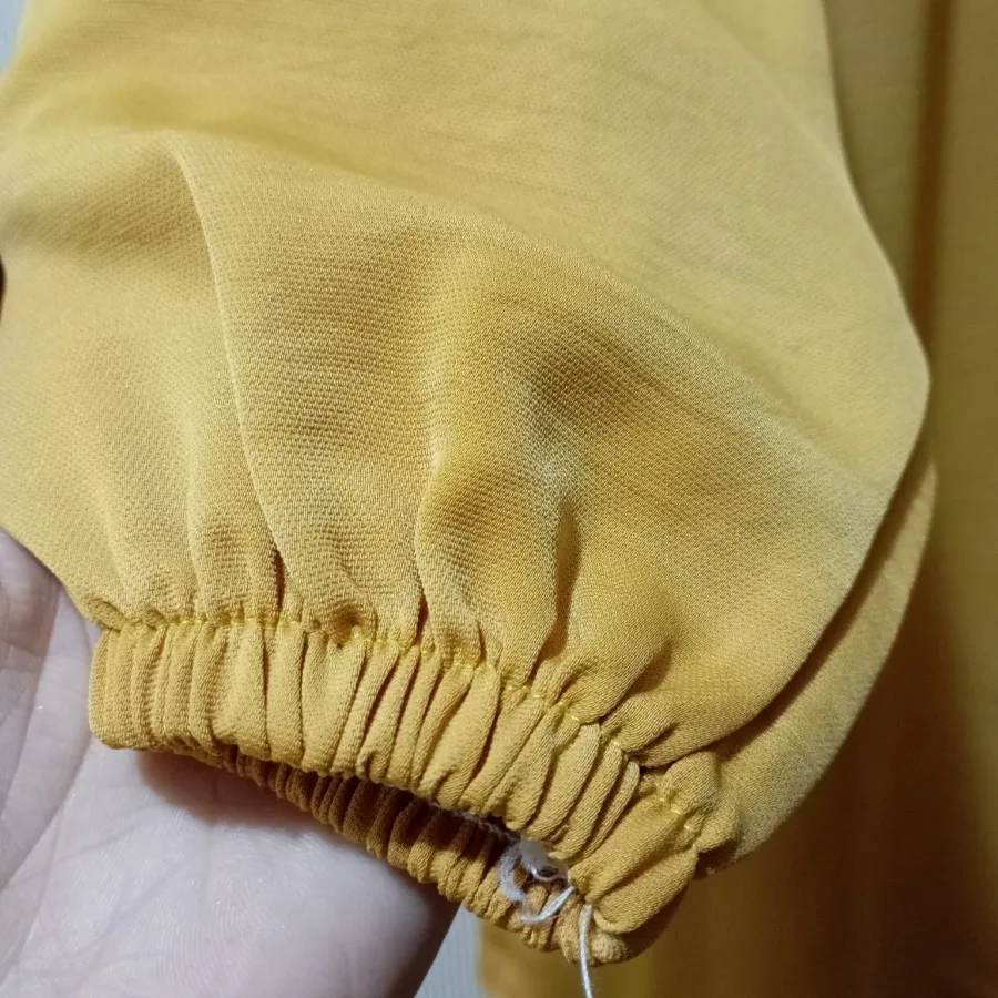 شومیز گلدوزی دار