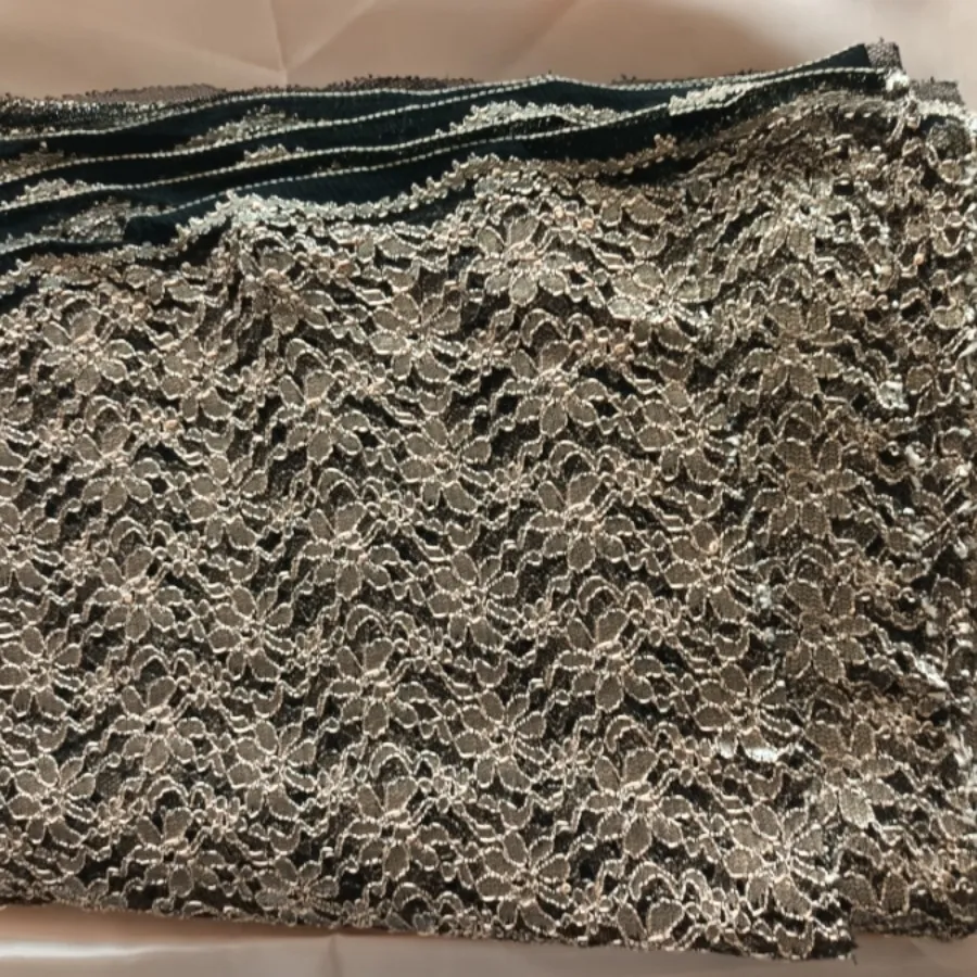 پارچه لباسی مجلسی گیپور