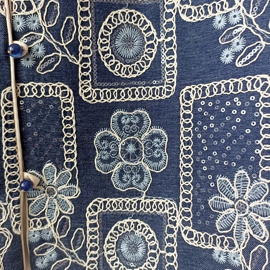 وست جین و شومیز