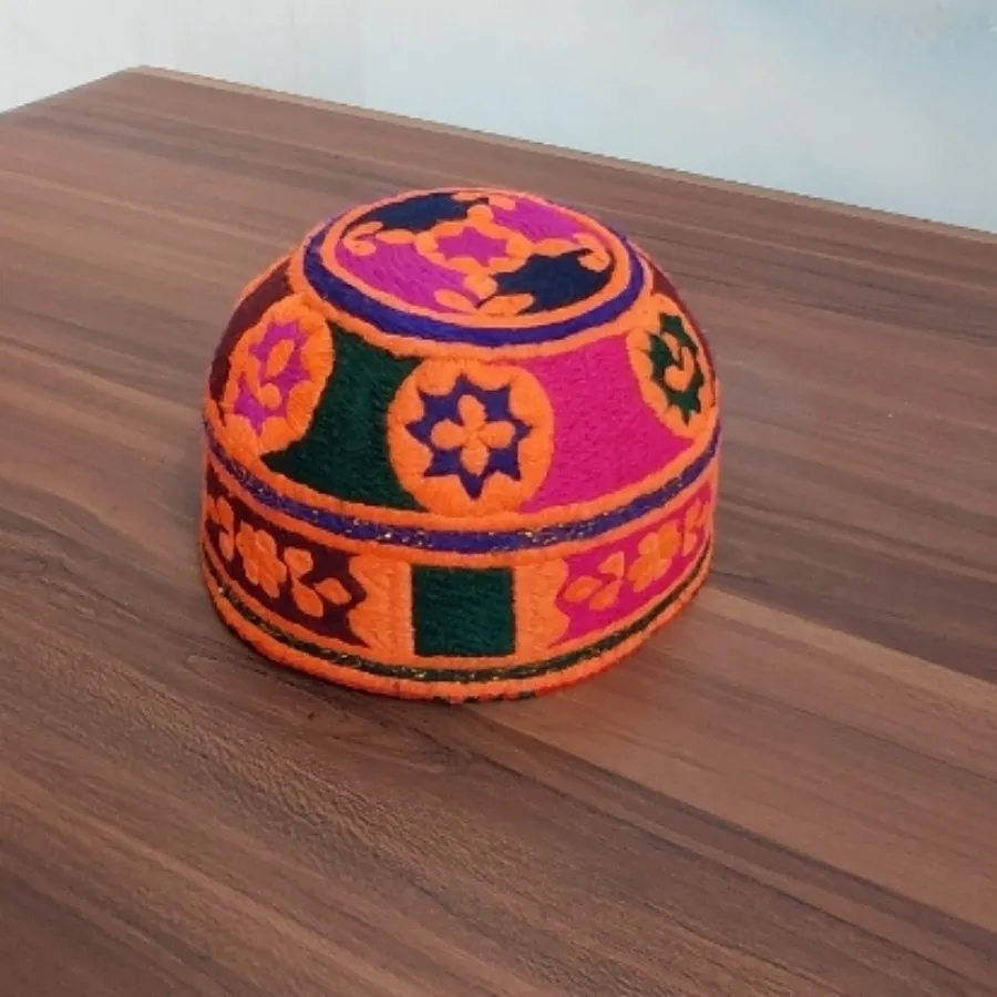 کلاه سنتی سوزن دوزی