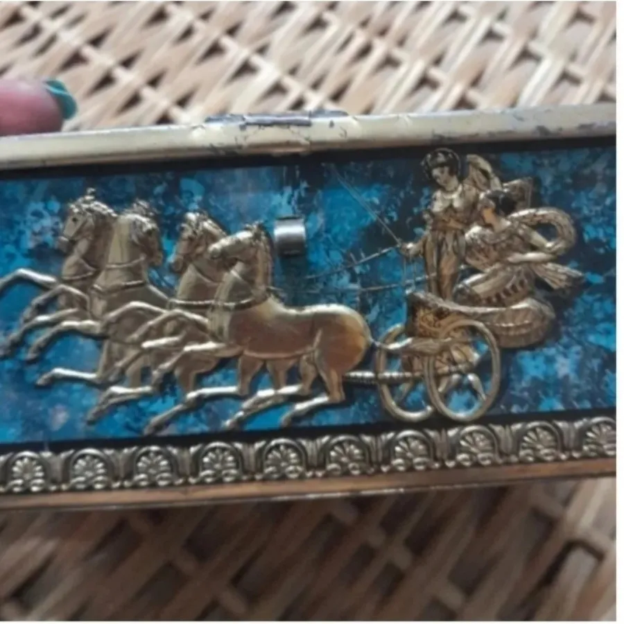 جعبه قدیمی
