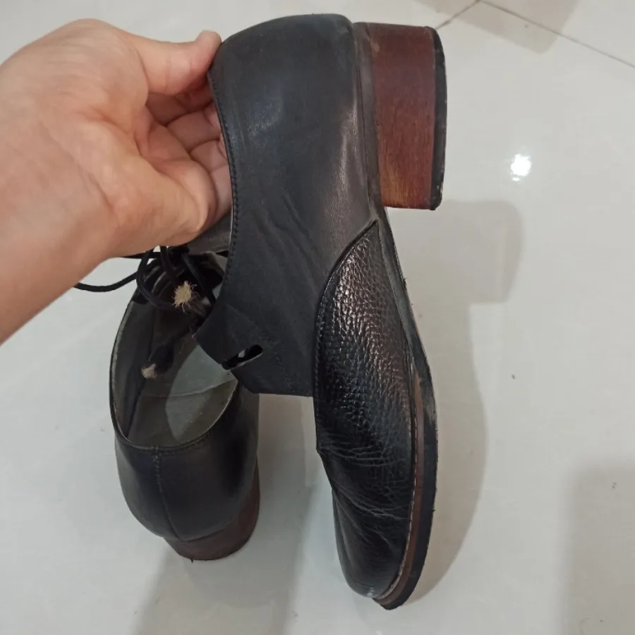 کفش چرم