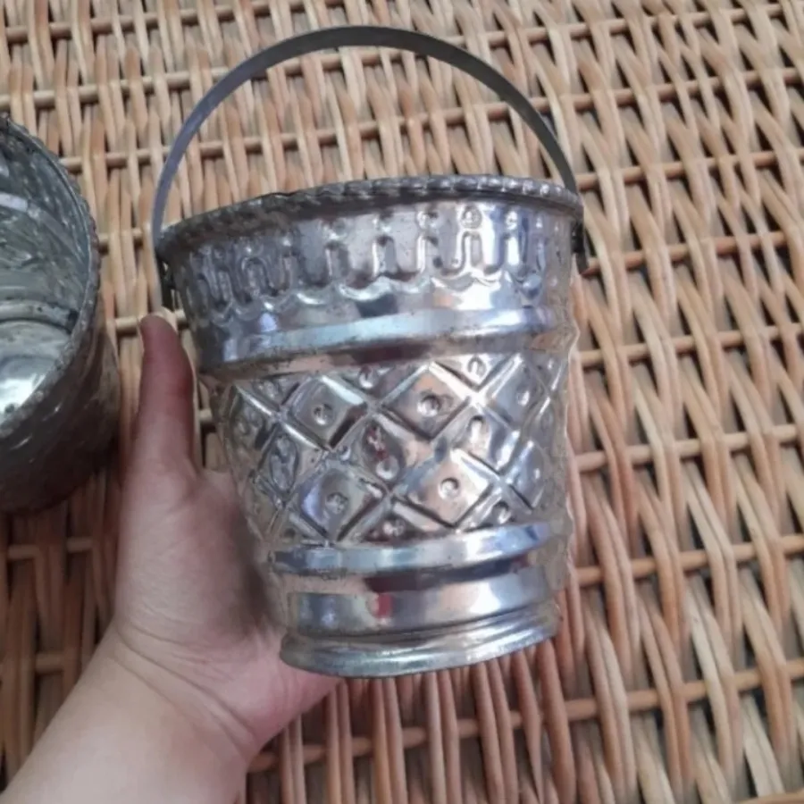 سطل قدیمی