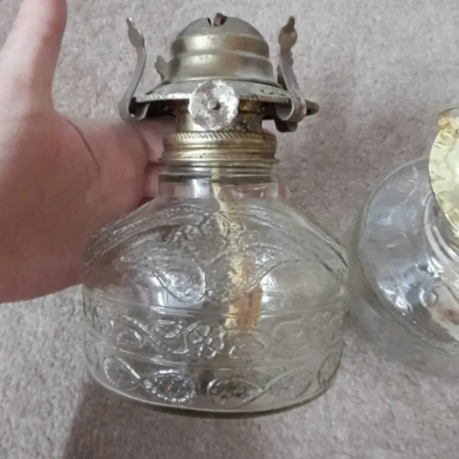 چراغ گرسوز قدیمی