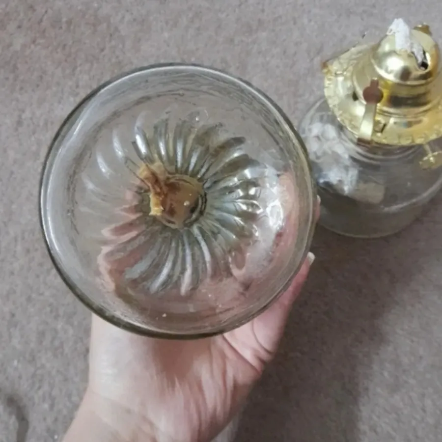 چراغ گرسوز قدیمی