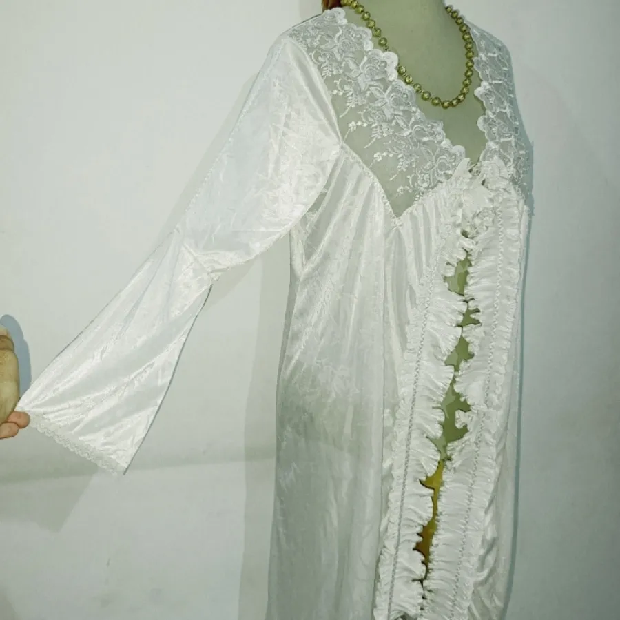 لباس خواب