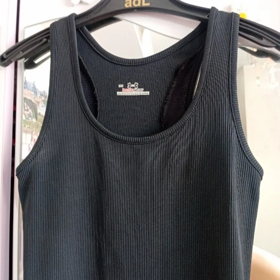 تاپ مارک UNDER ARMOUR