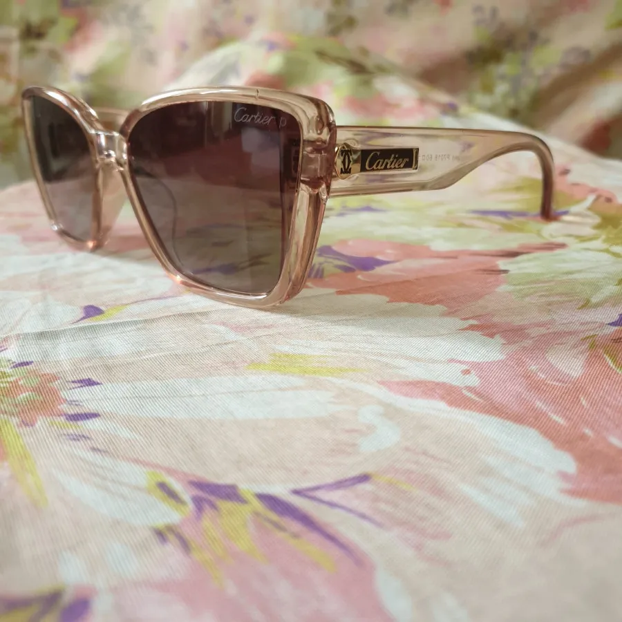 عینک آفتابیCartier