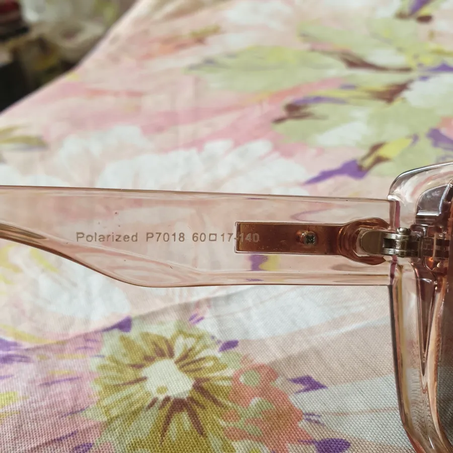 عینک آفتابیCartier