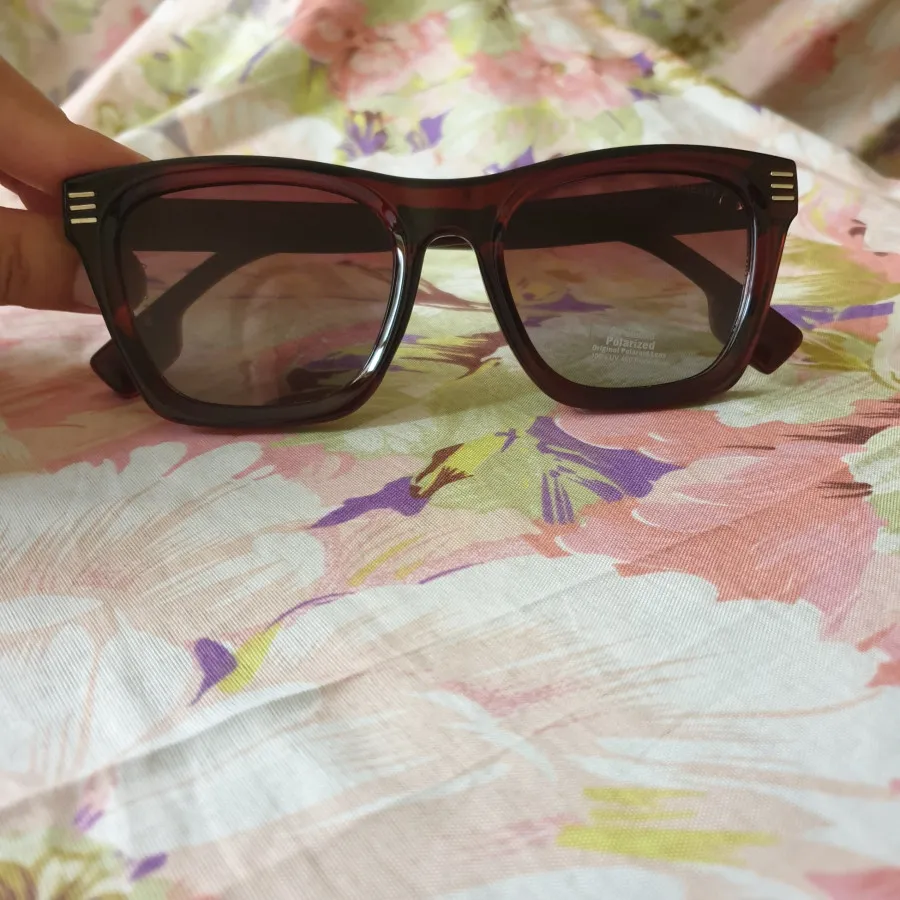عینک آفتابی Burberry