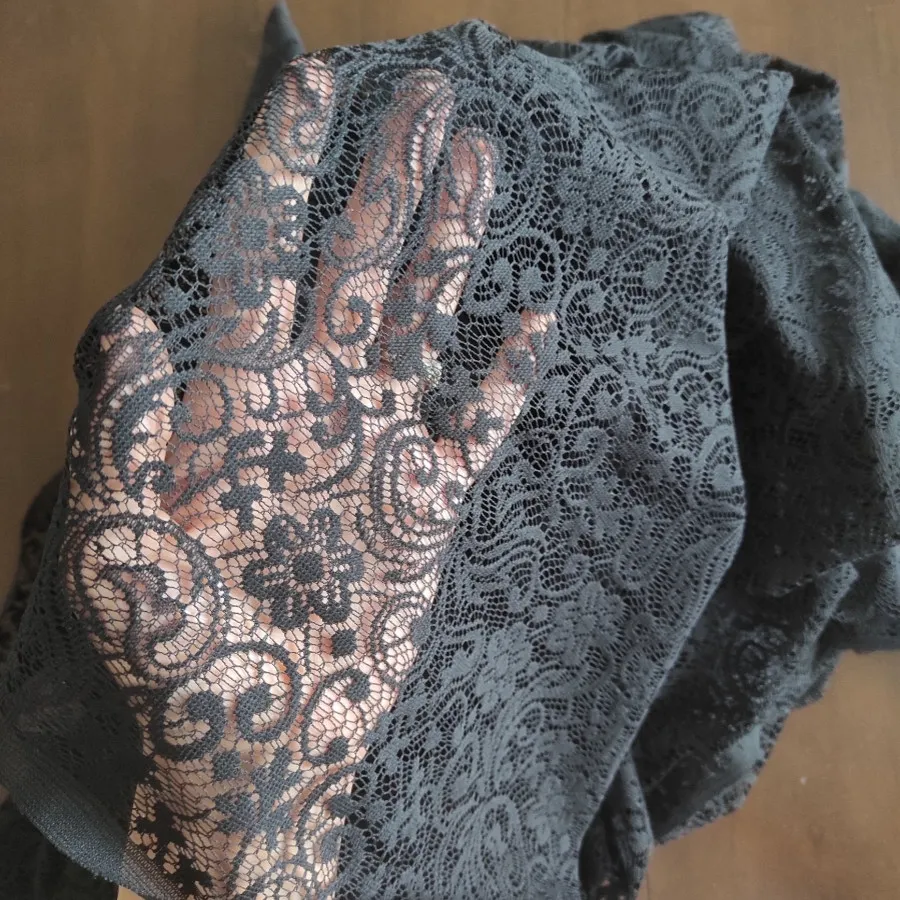 پارچه تور مشکی