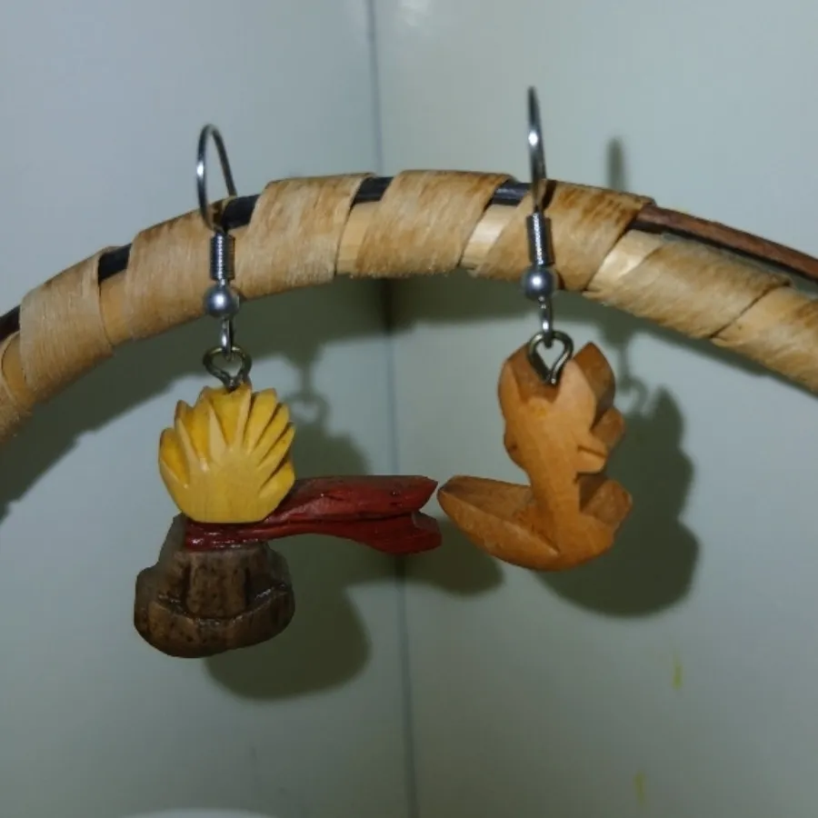 گوشواری تمام چوب