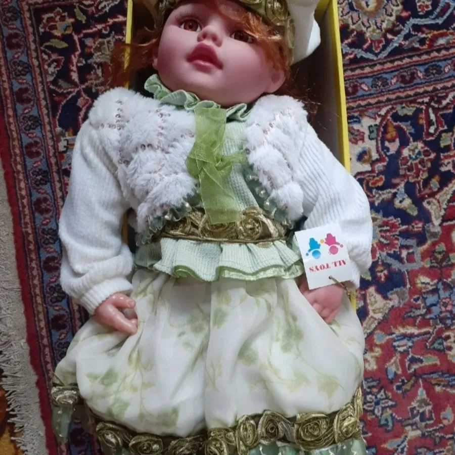 عروسک سیلیکونی دختر