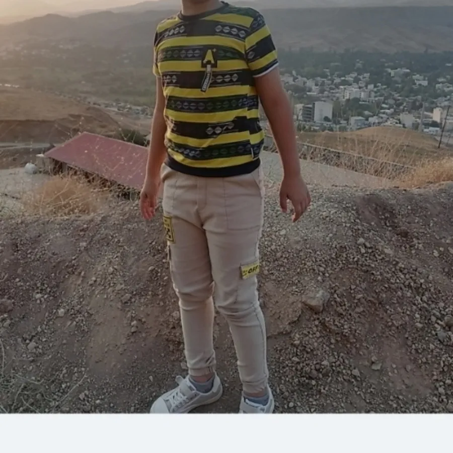 ست شلوار و تیشرت بچگانه