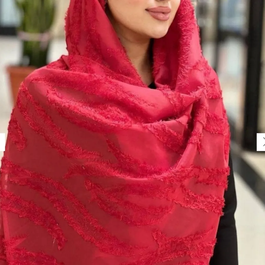 شال یاخما قرمز