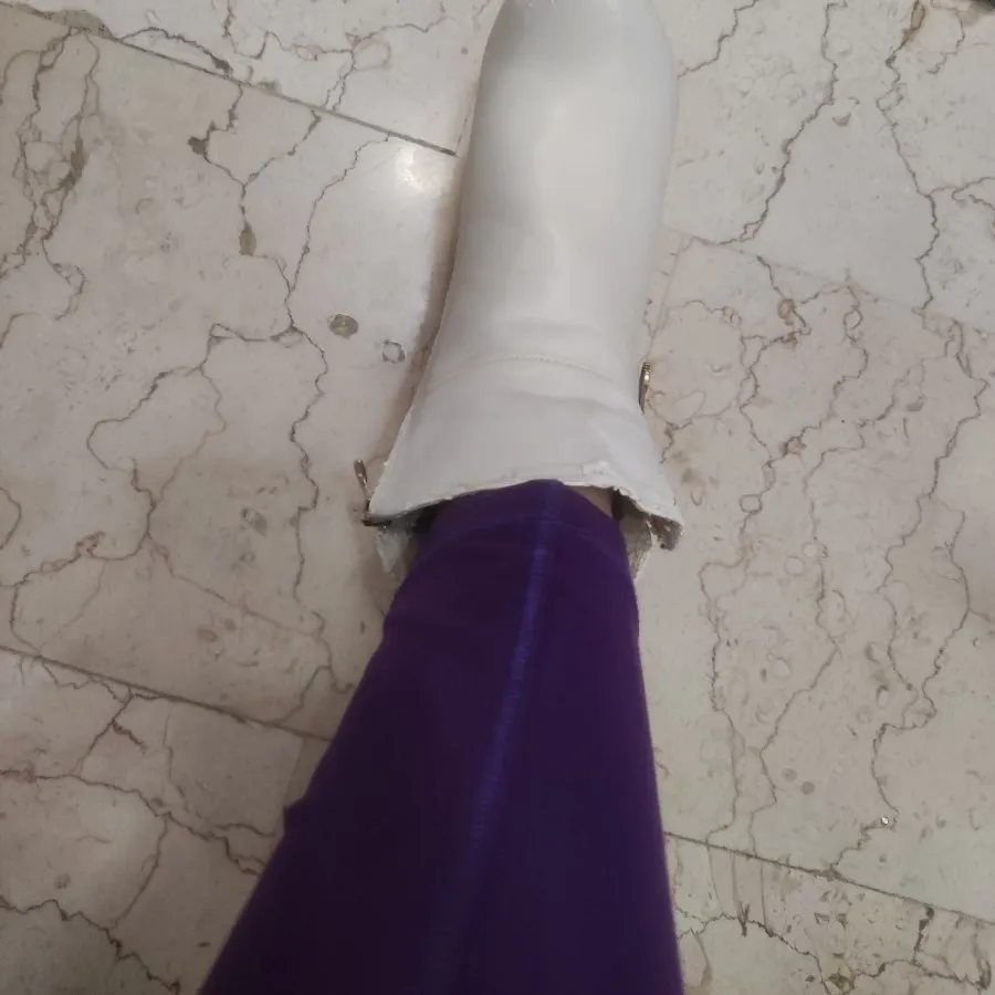 نیم بوت خارجی
