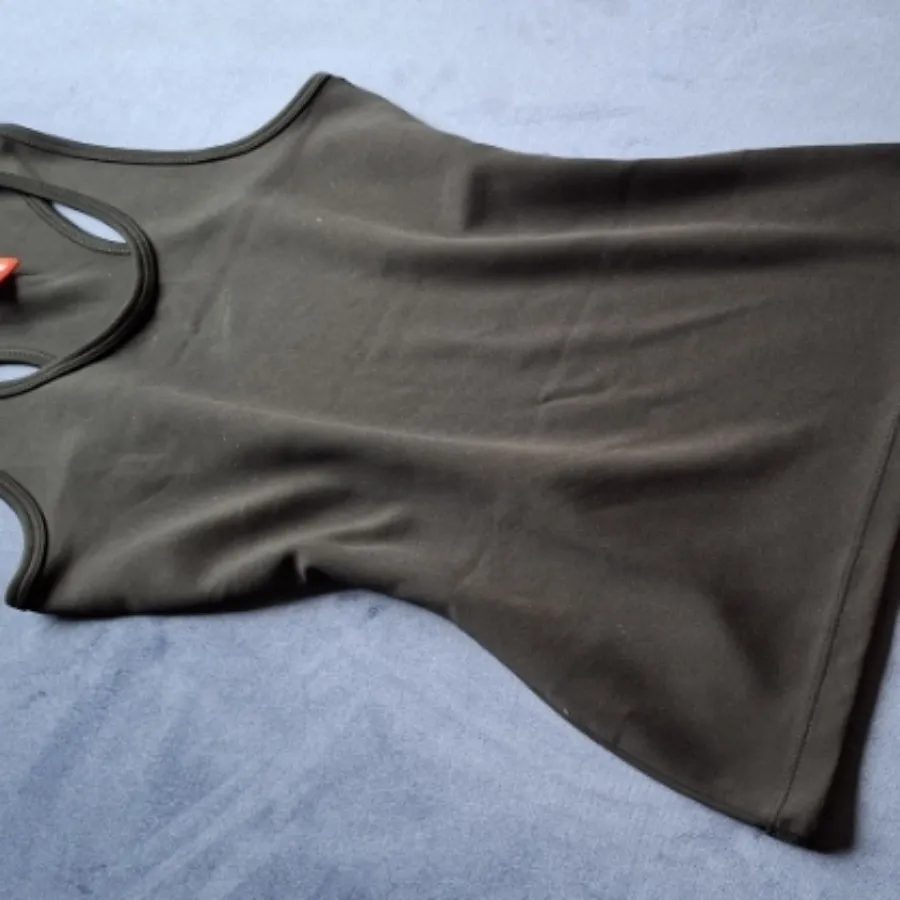 تاپ مشکی ساده