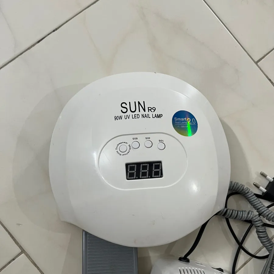 وسایل کاشت ناخن