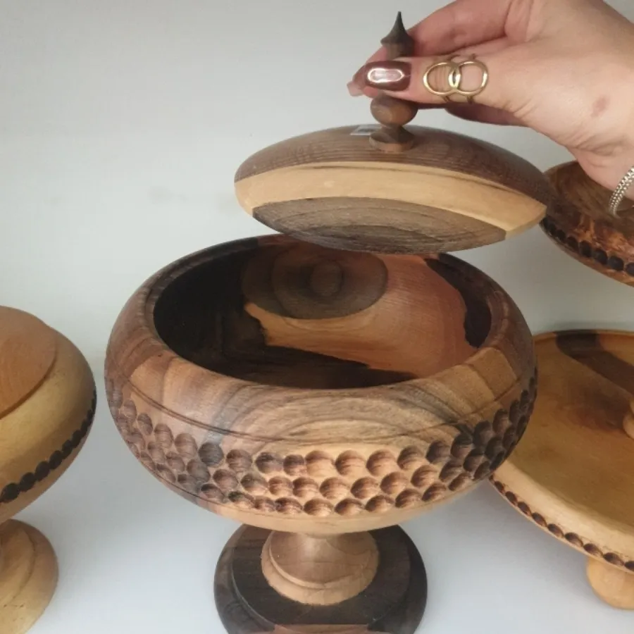 شکلات خوری