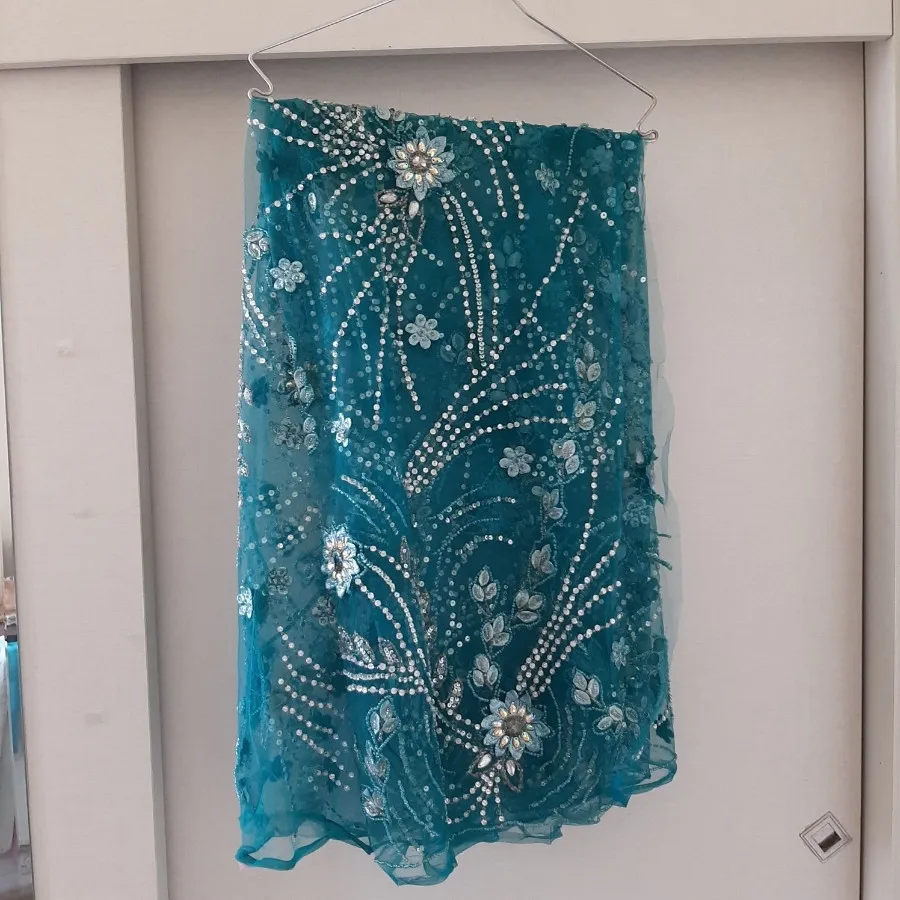 پارچه کارشده سنگ دوزی