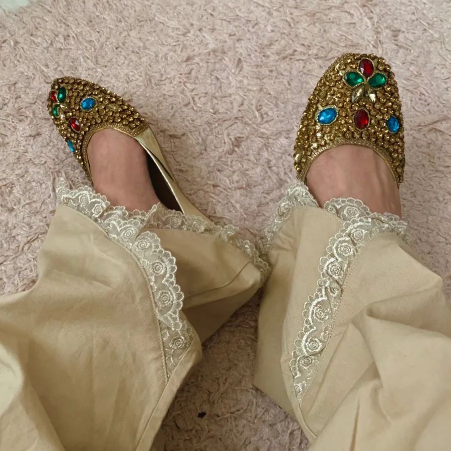 کفش طلایی