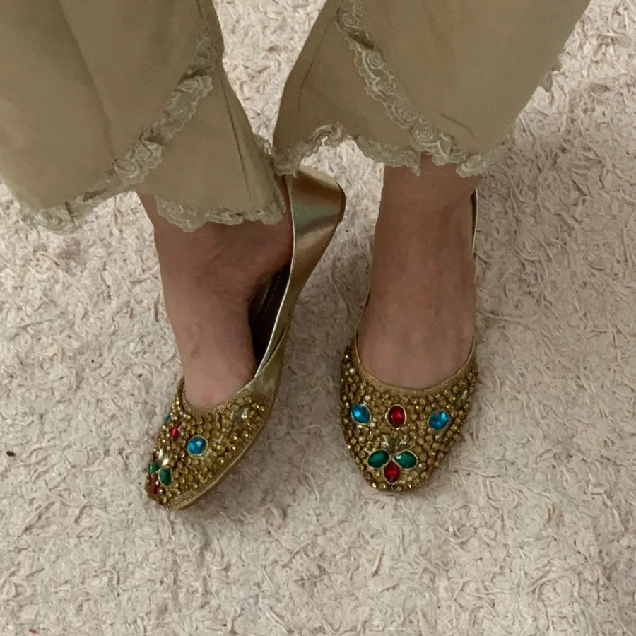 کفش طلایی