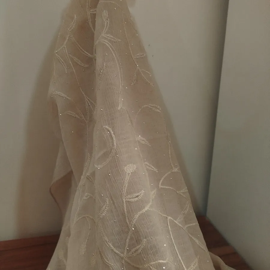 روسری گلدوزی و نگین