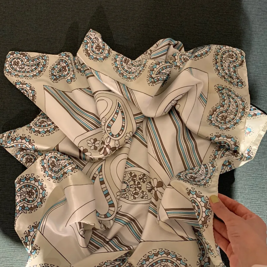 روسری مجلسی