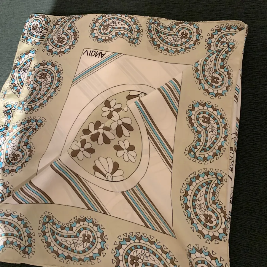 روسری مجلسی