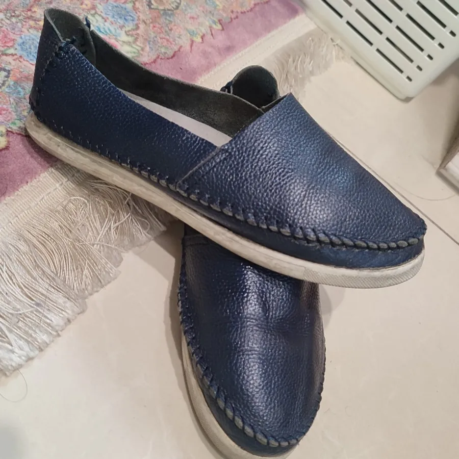 کفش چرم طبیعی دست دوز