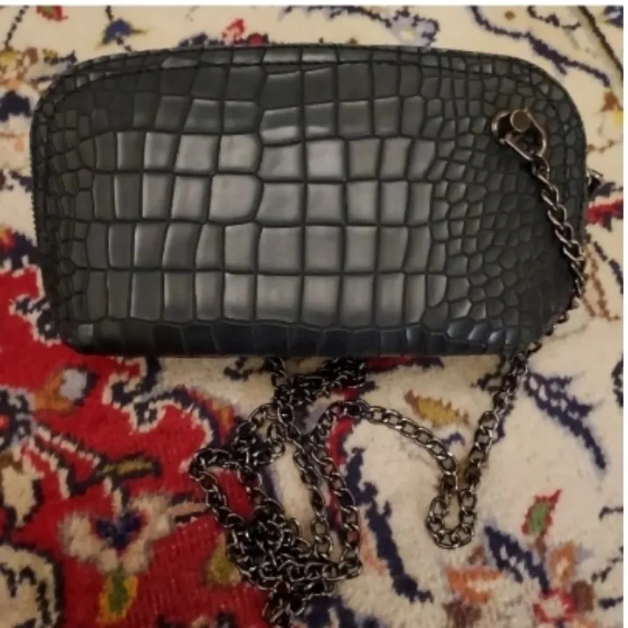 کیف زنجیری پوست ماری