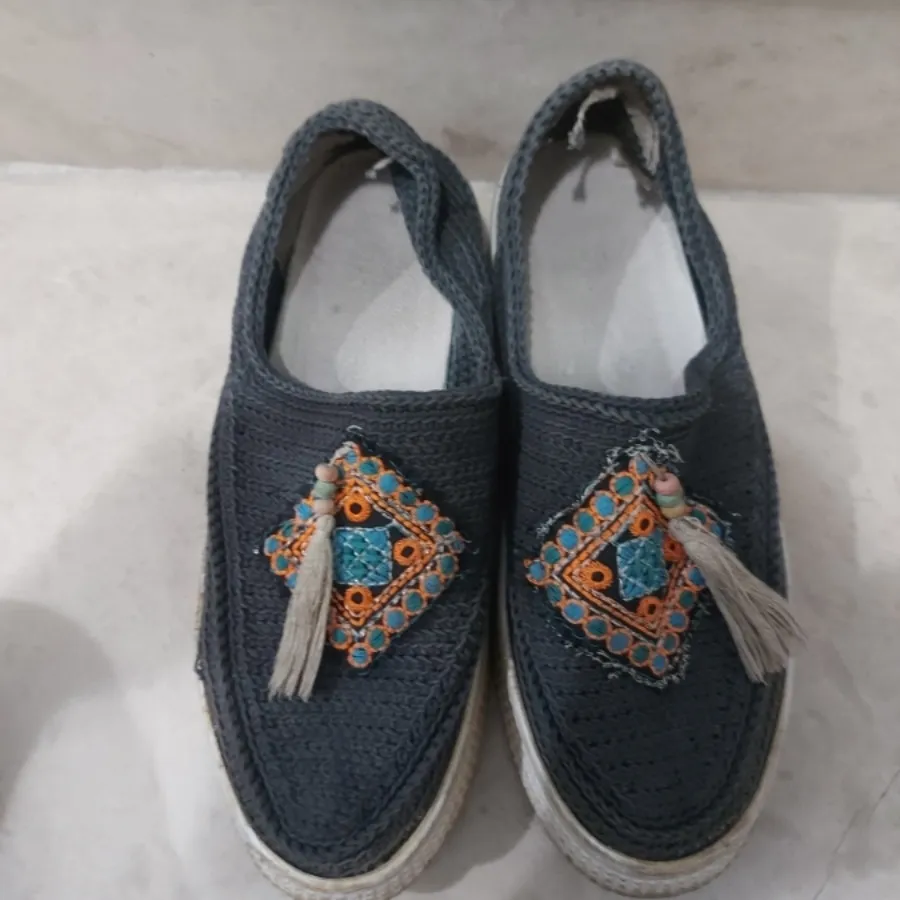 دوتا گیوه سنتی