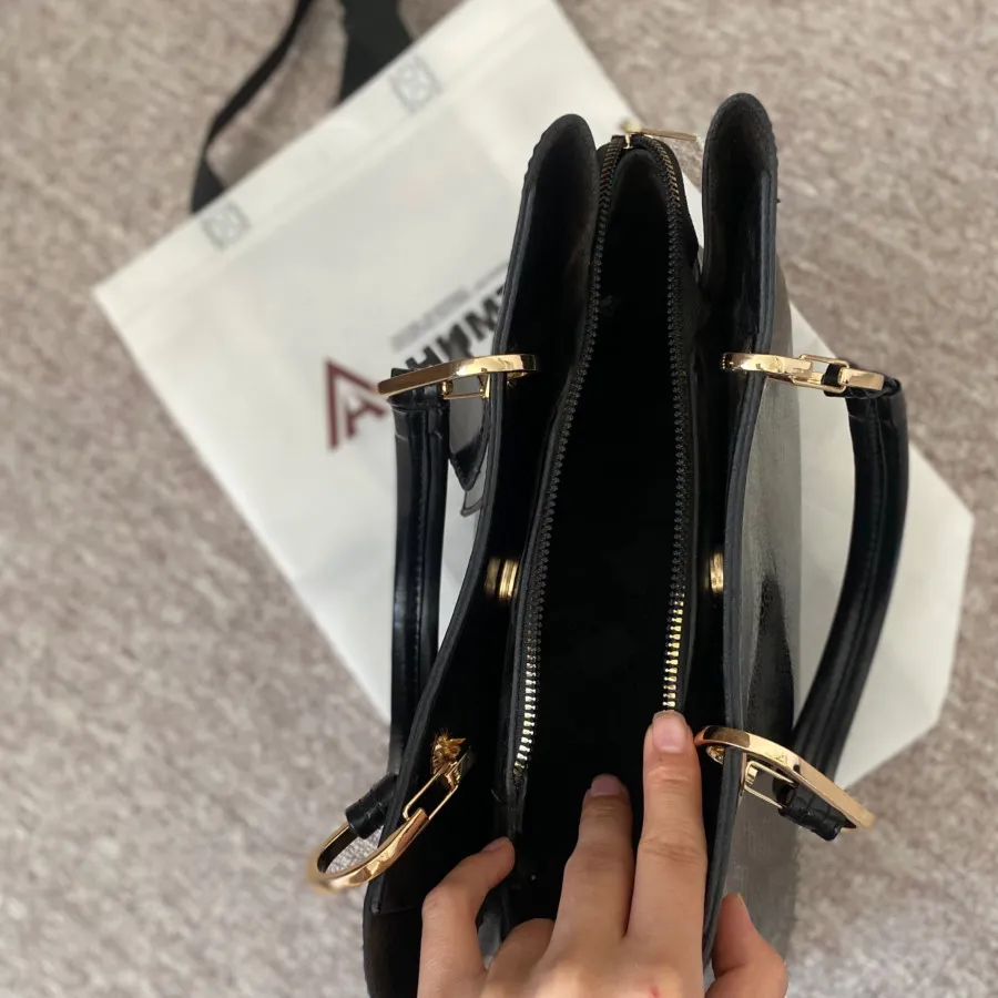 کیف وارداتی