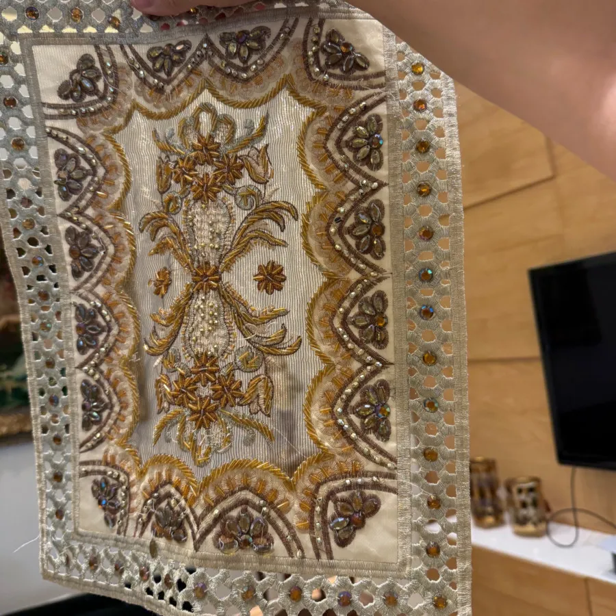 رومیزی ملیله دوزی